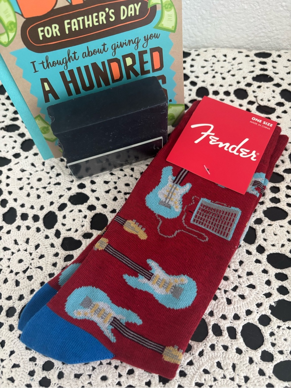 Fender Guitar Socks & Soap Gift Red Crew Socks NEW Final Sale